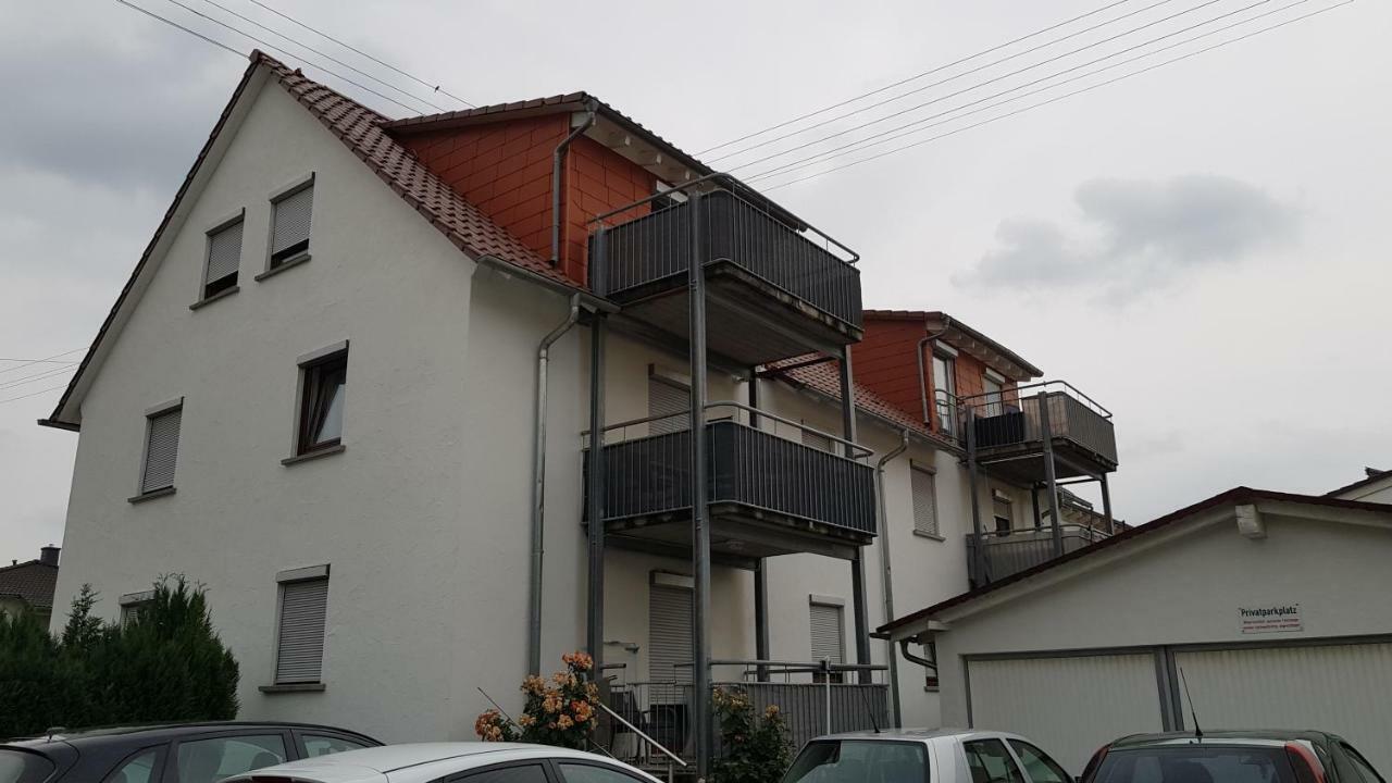 Outletcity Ferienwohnung Apartment 2 Metzingen  Exterior photo